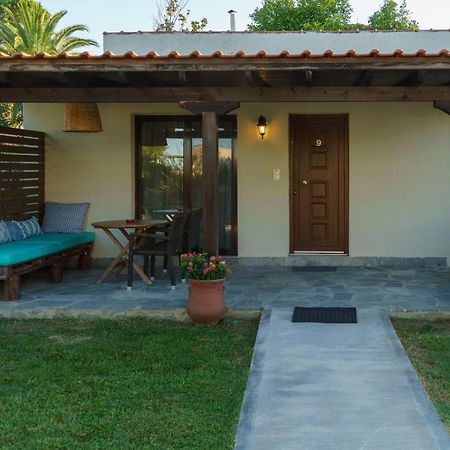 Zinozis Beach Apartments Vourvourou Bagian luar foto