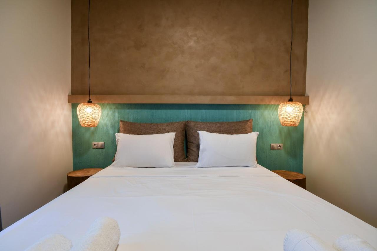 Zinozis Beach Apartments Vourvourou Bagian luar foto