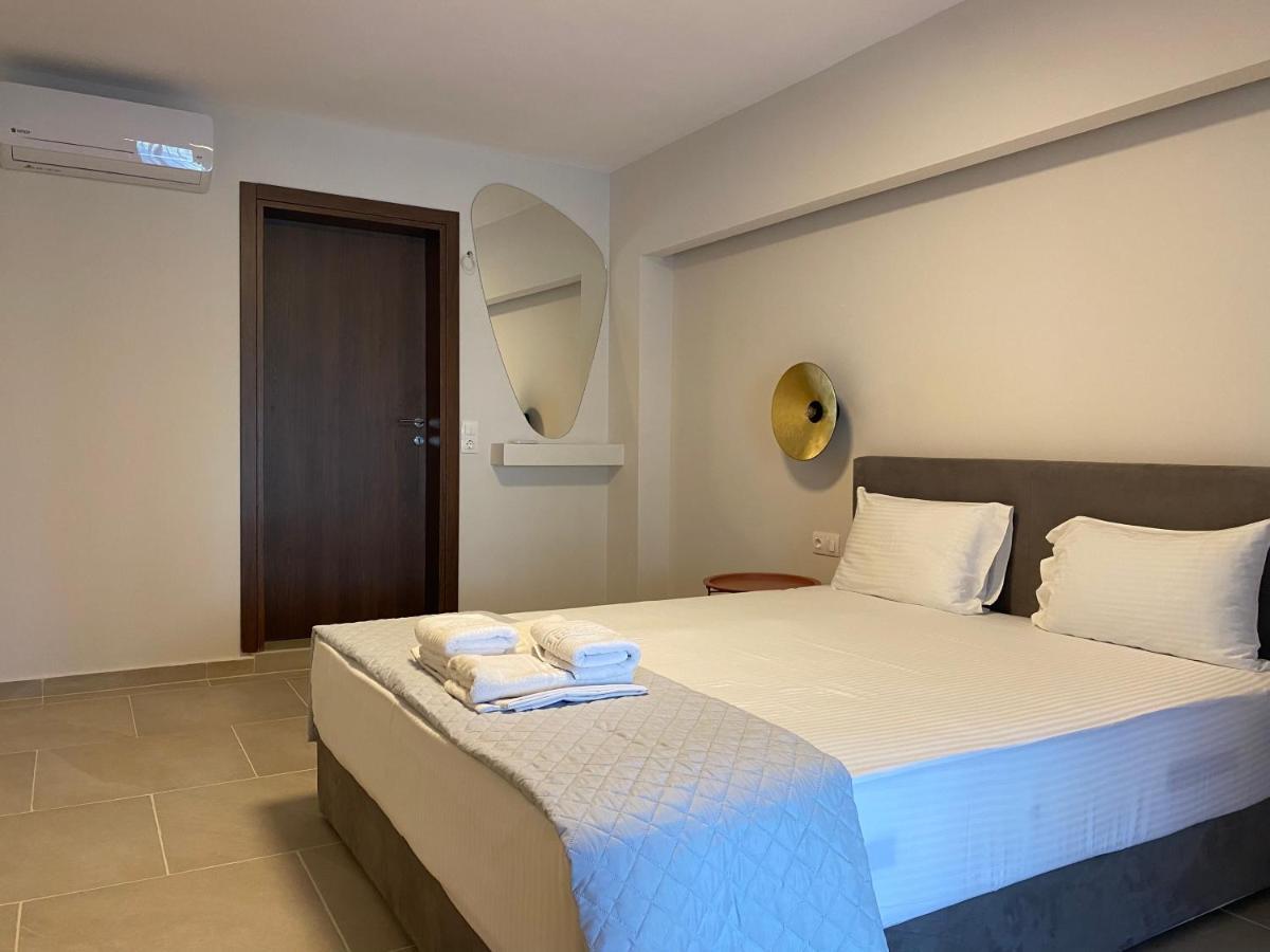 Zinozis Beach Apartments Vourvourou Bagian luar foto