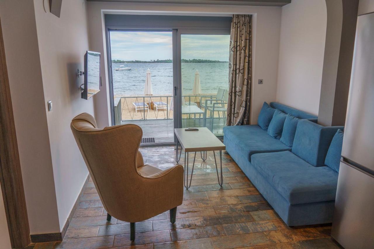 Zinozis Beach Apartments Vourvourou Bagian luar foto