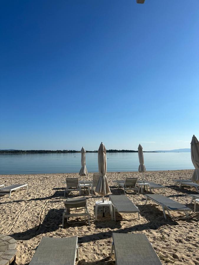 Zinozis Beach Apartments Vourvourou Bagian luar foto