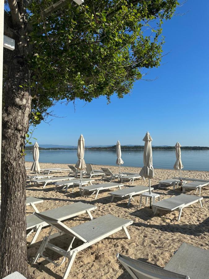 Zinozis Beach Apartments Vourvourou Bagian luar foto
